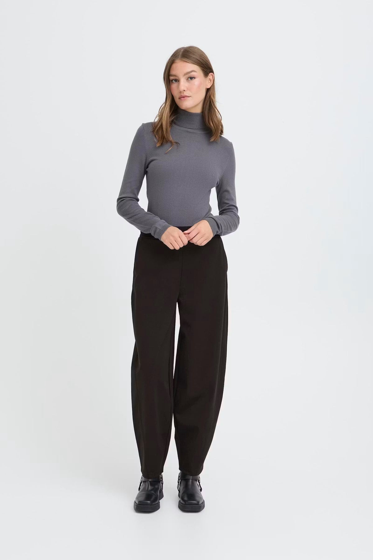 Ihkate Barrel Pants - Black