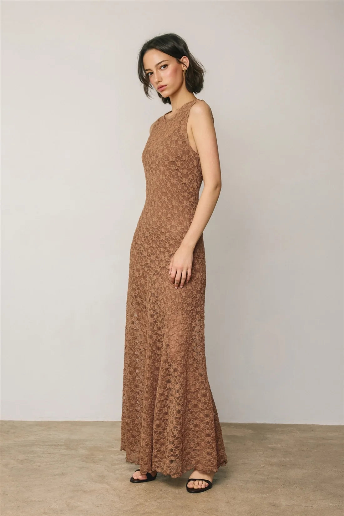 Sophia Lace Maxi Dress - Taupe