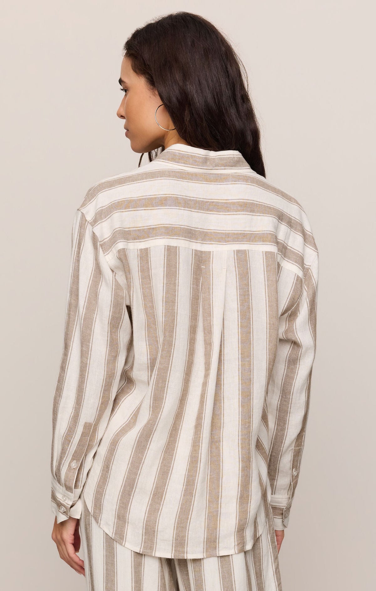Z Supply The Perfect Striped Button Up - Light Toffee